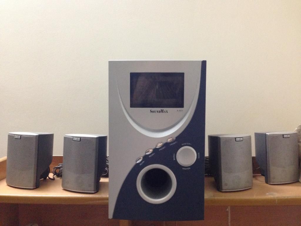 ...loa soundmax a601 - 4.1, y như mới (ít sử dụng)...