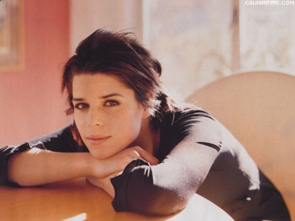 Neve_Campbell_14-1024.jpg