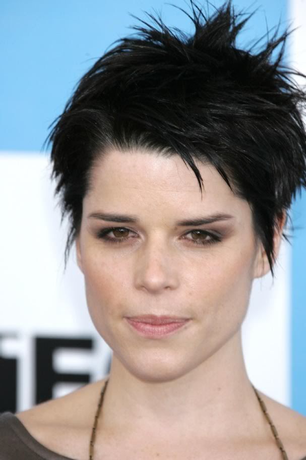 neve_campbell_2_wenn1152911000x0607x912.jpg