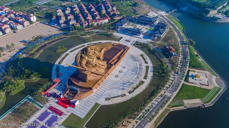 世界最大青铜关公雕像坐落荆州，重1200吨，高58米！